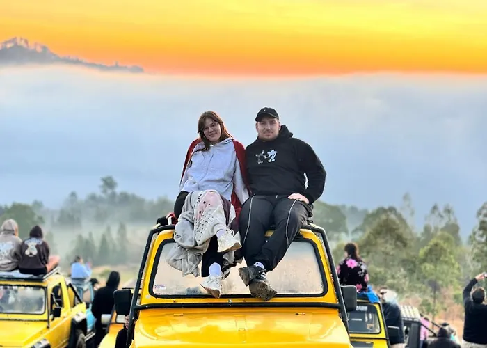 Mount Batur Jeep Sunrise Tour With Photographer And Optional Exclusive Packages Campo de lujo Bangli